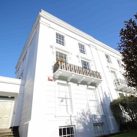 Beautiful Top Floor Clifton Apartment Bristol Extérieur photo