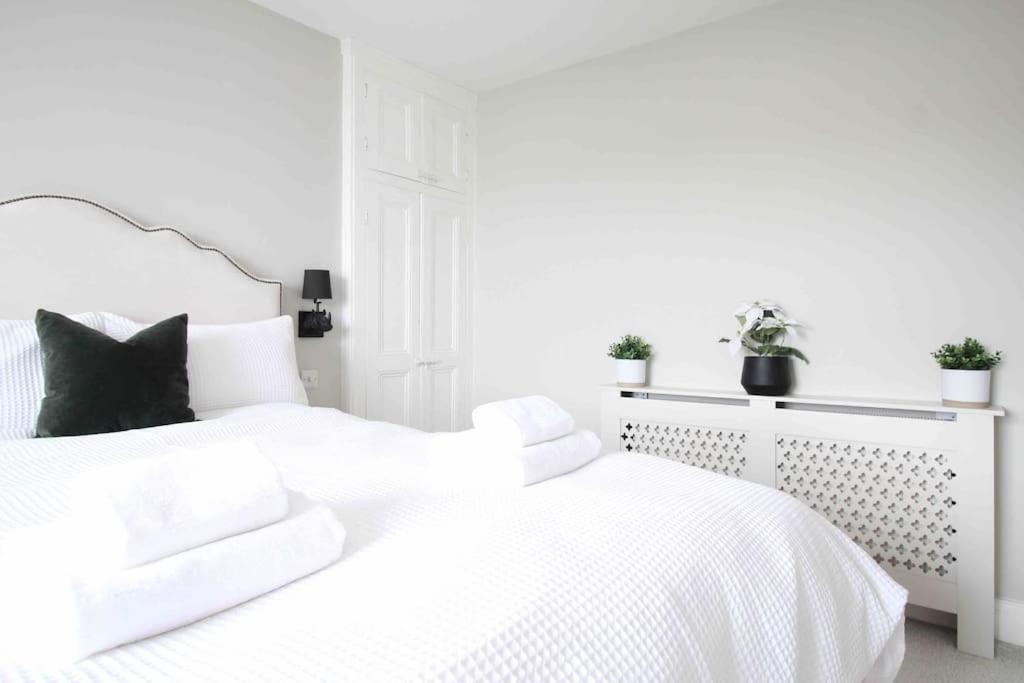 Beautiful Top Floor Clifton Apartment Bristol Extérieur photo