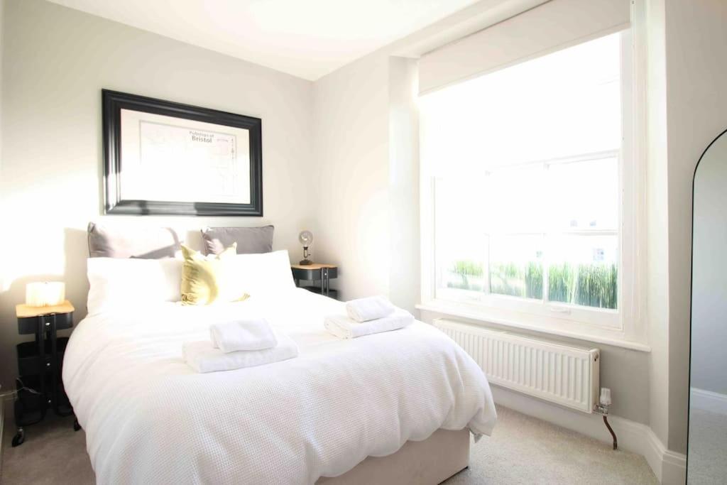 Beautiful Top Floor Clifton Apartment Bristol Extérieur photo