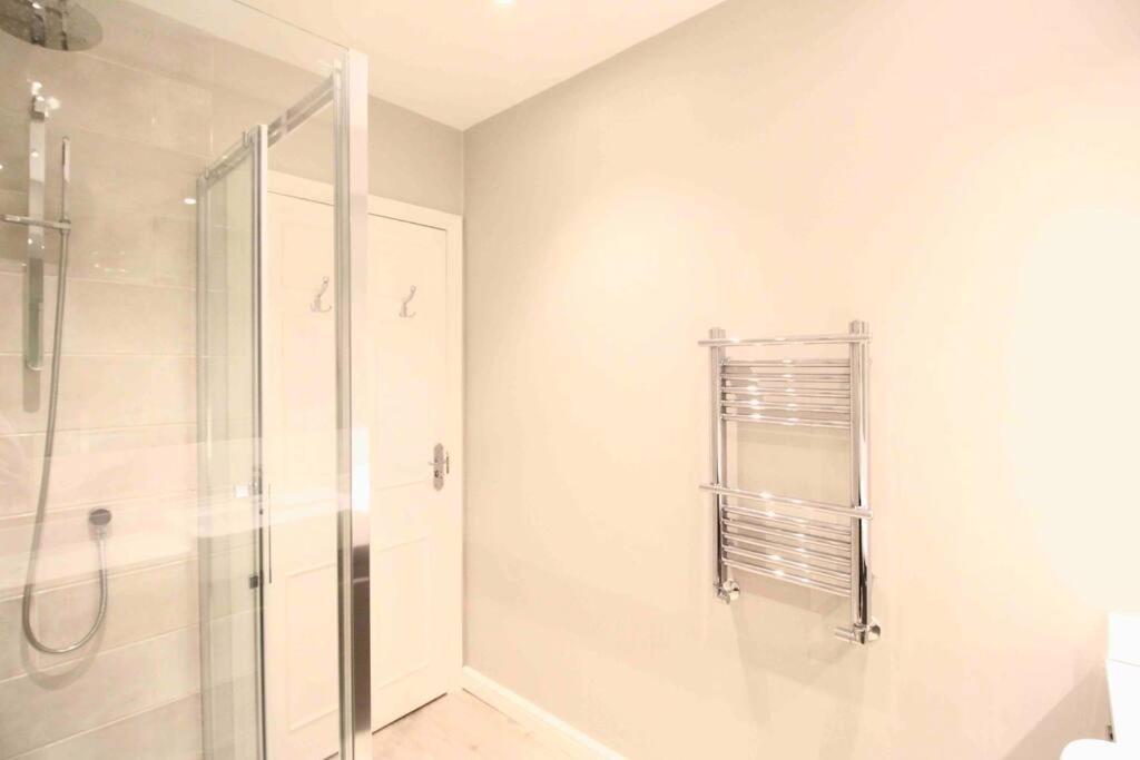 Beautiful Top Floor Clifton Apartment Bristol Extérieur photo